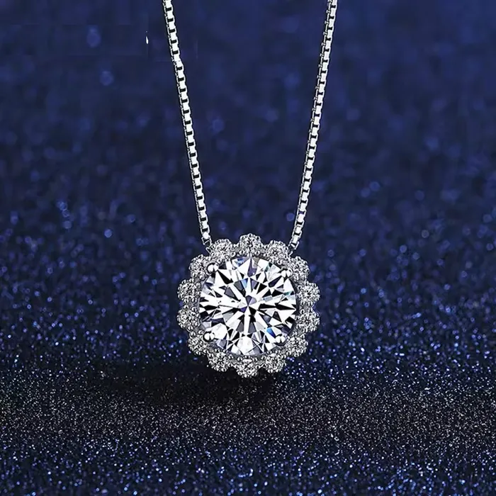 Mystic Flavia Necklaces Venetian Solitaire MOISSANITE Princess Necklace