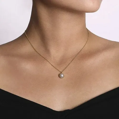 GABRIEL CO Necklaces 14K Yellow Gold Bujukan Pearl Pendant Necklace